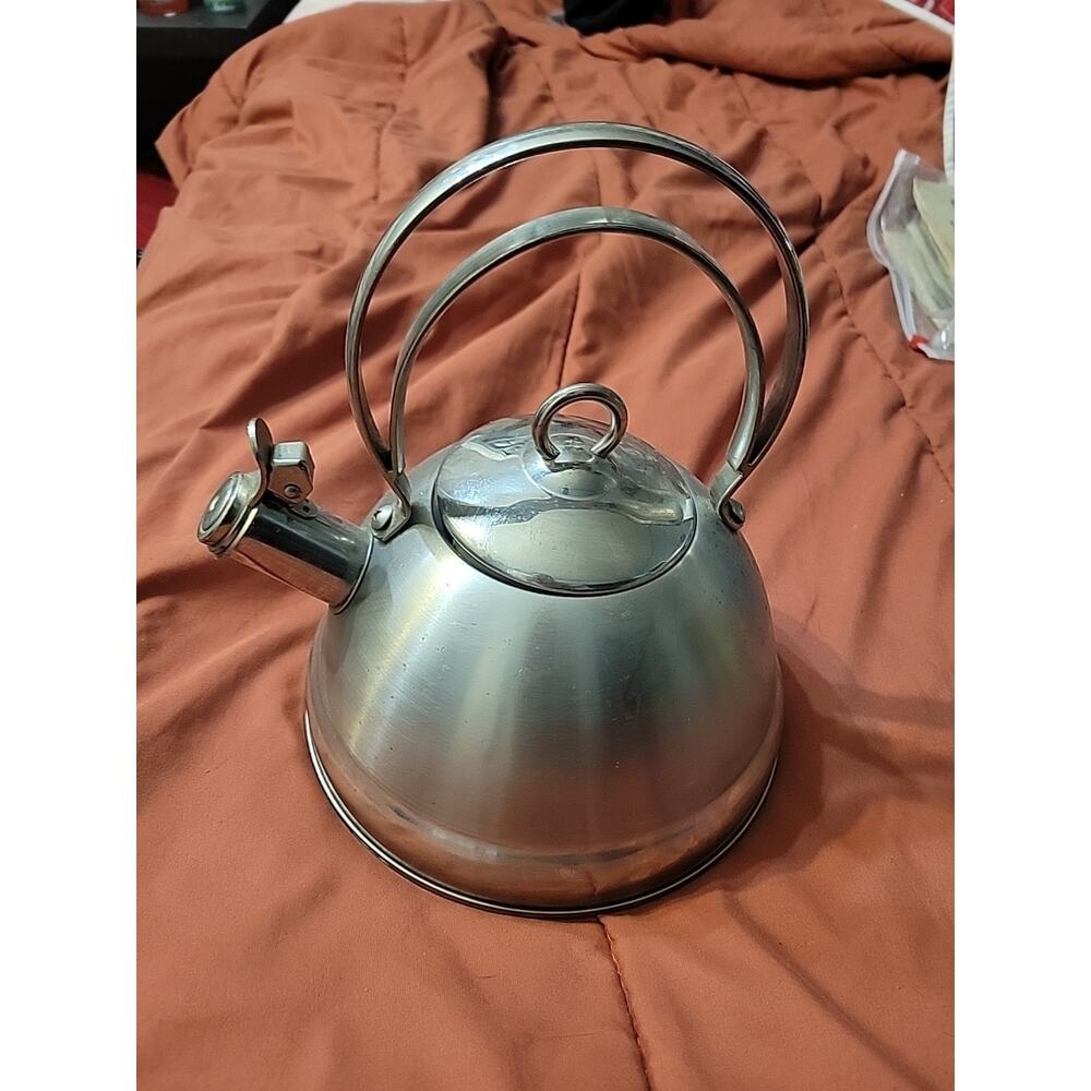 Vintage Betty Crocker 18/10 Stainless Steel Whistling Tea Kettle Teapot 2Qt
